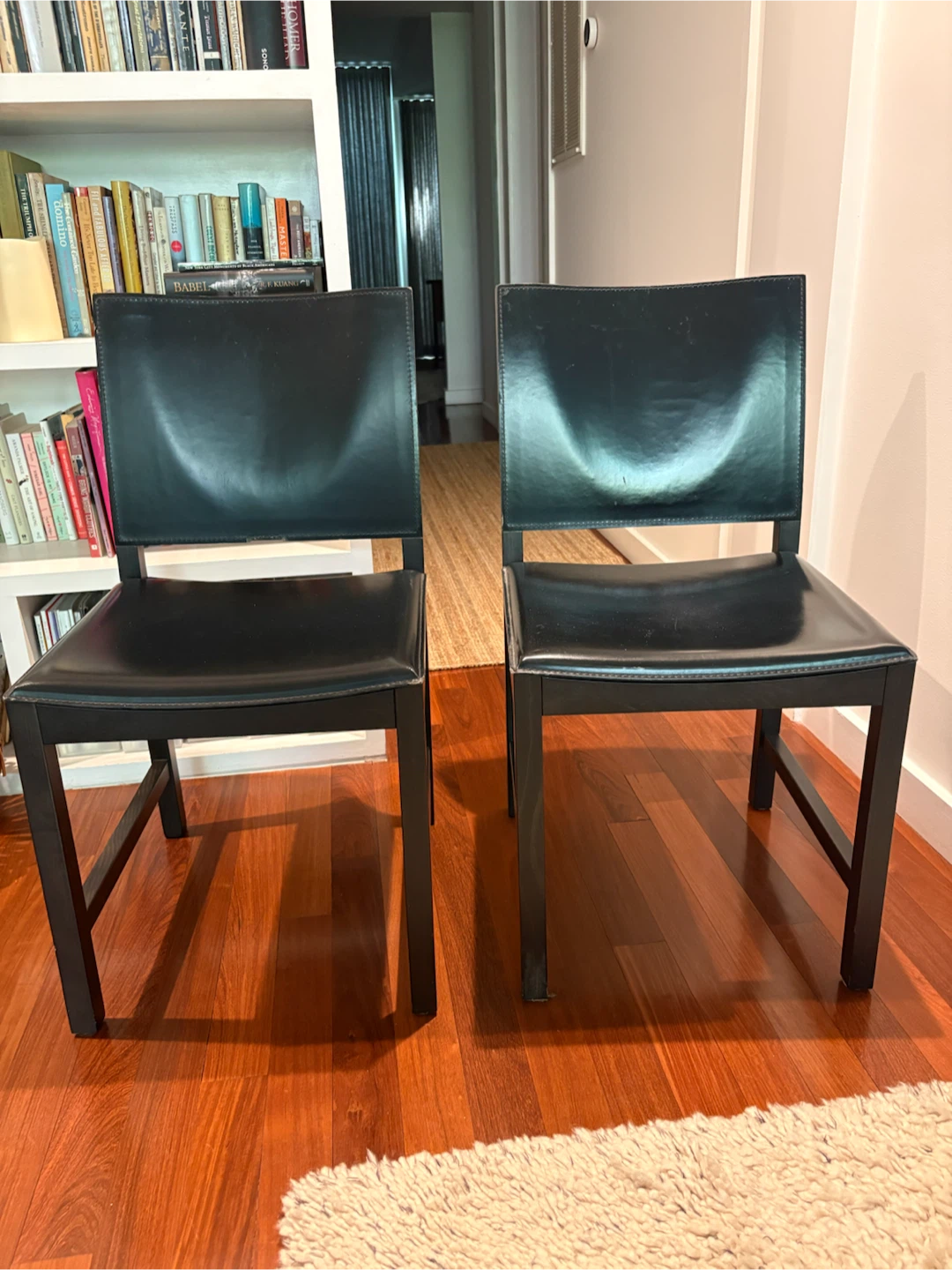 4 leather dining chairs - photo 4