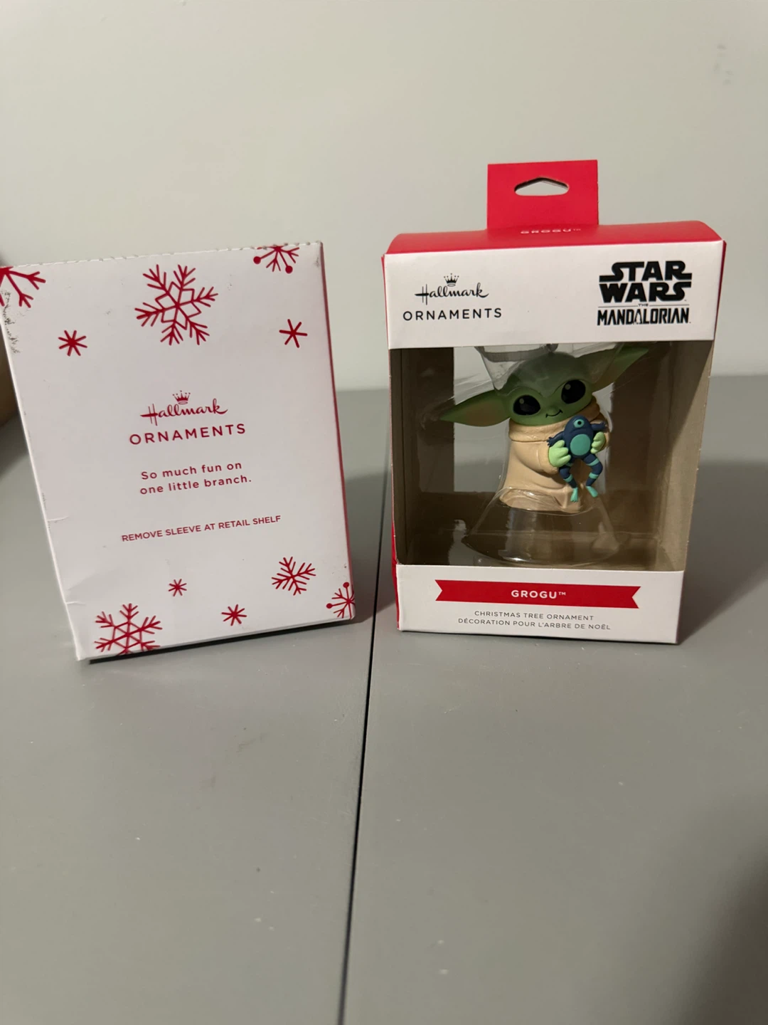 Hallmark Star Wars The Mandalorian Grogu Christmas Ornament