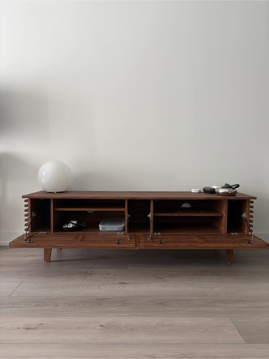 Wood tv bench 59.5” - photo 2