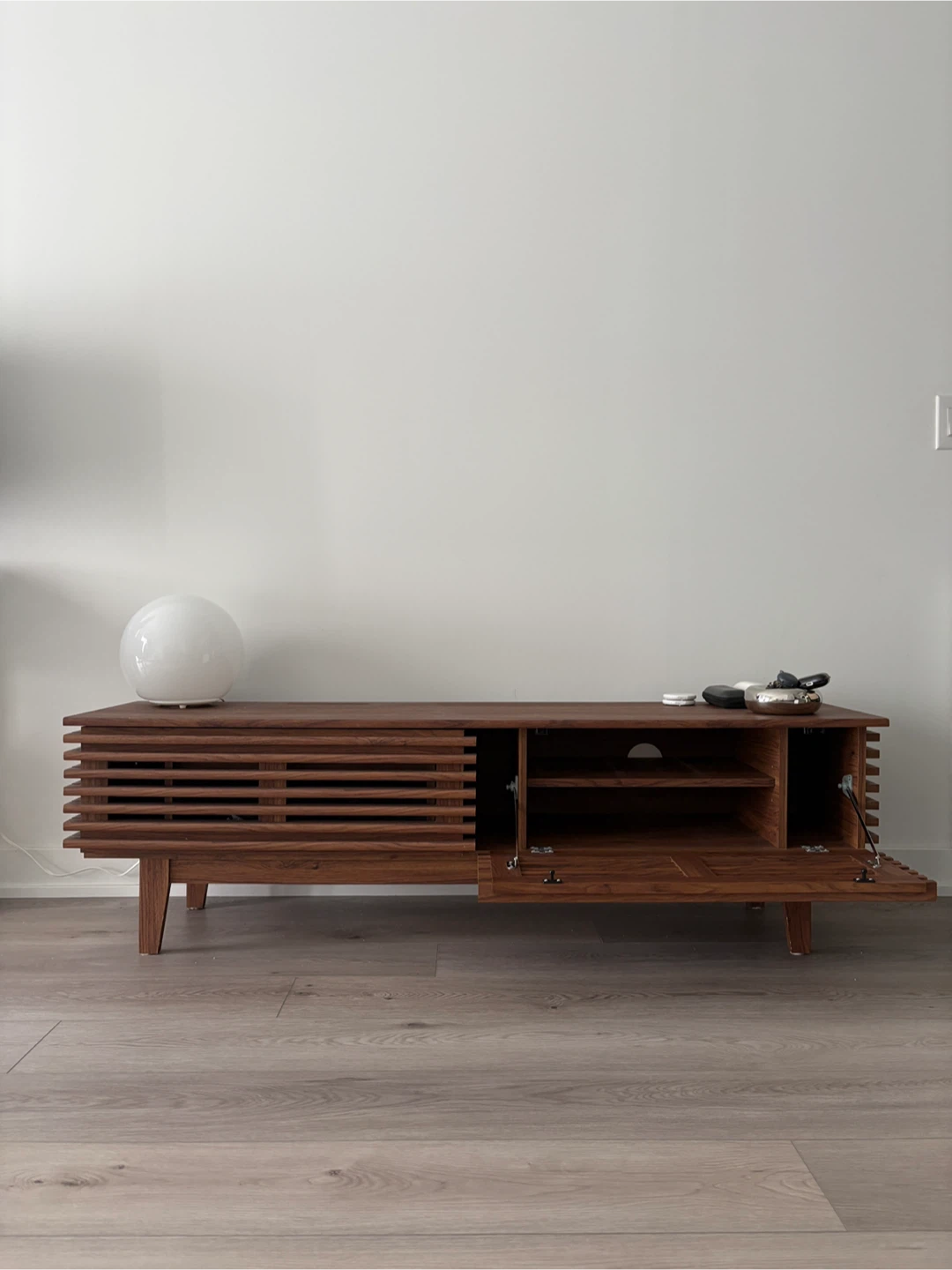 Wood tv bench 59.5” - photo 3