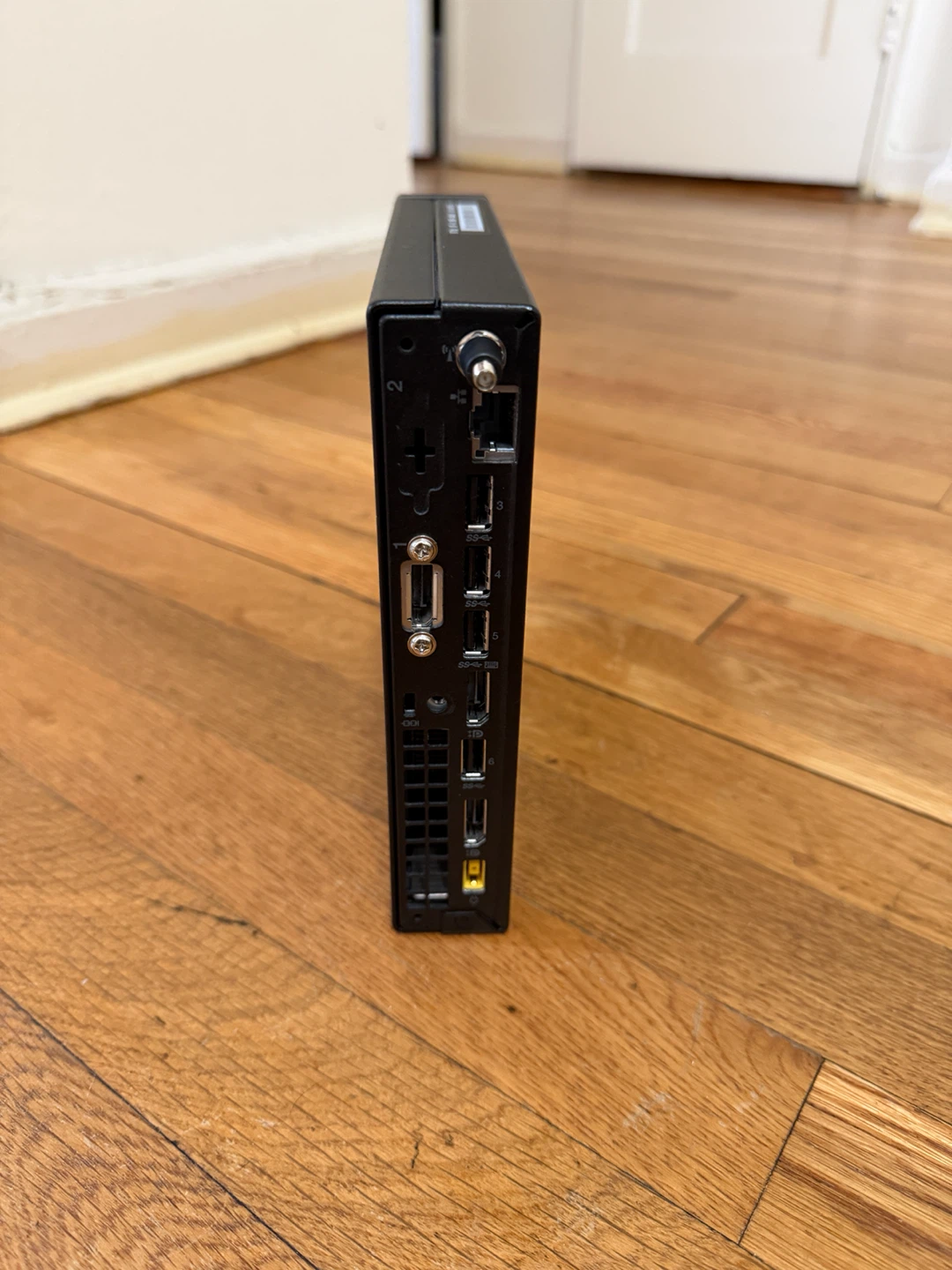 Lenovo ThinkCentre Tiny Desktop PC - photo 2
