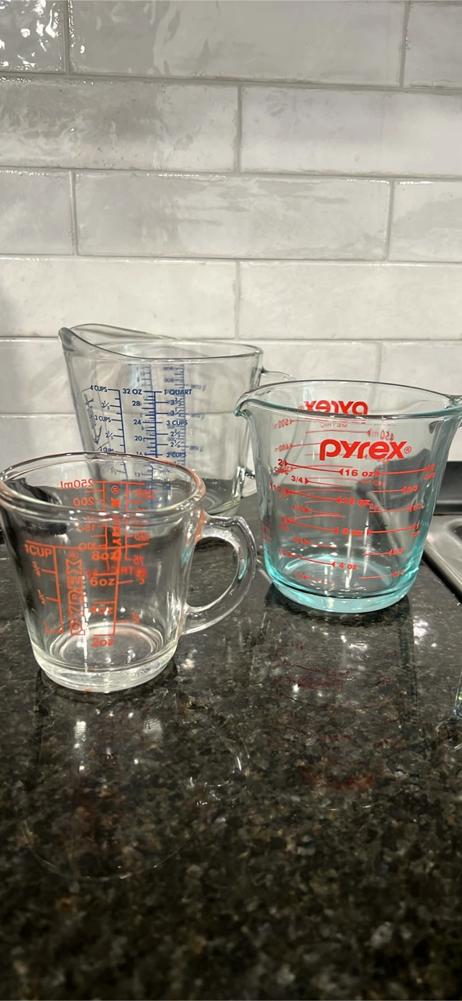 4 cup, 2 cup & 1 cup measurements