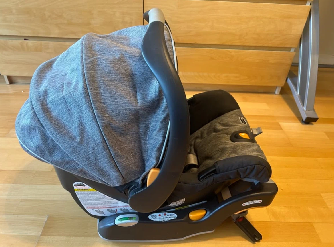 Baby car seat - photo 2