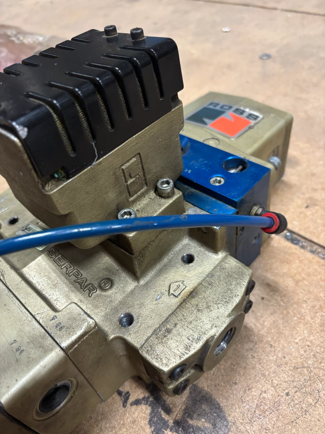ROSS Pneumatic Valve - photo 3