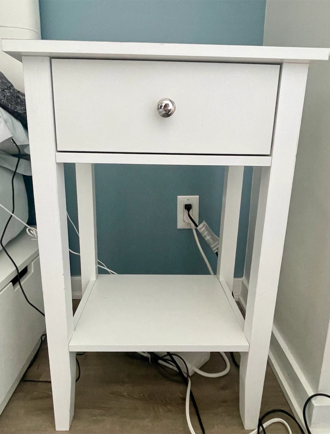 White Nightstand with Drawer and Shelf