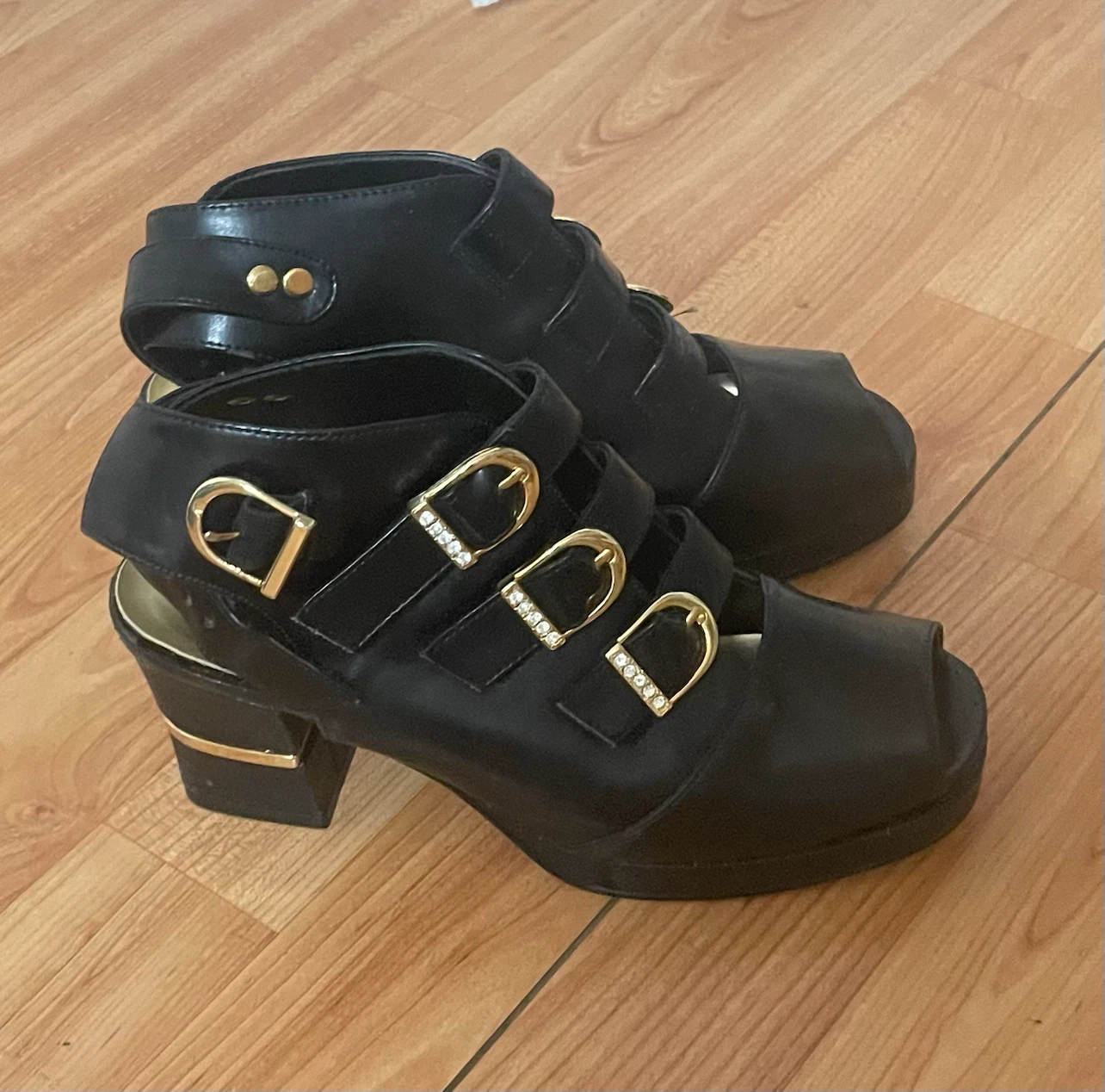 Black Peep-Toe Block Heel Sandals - photo 2