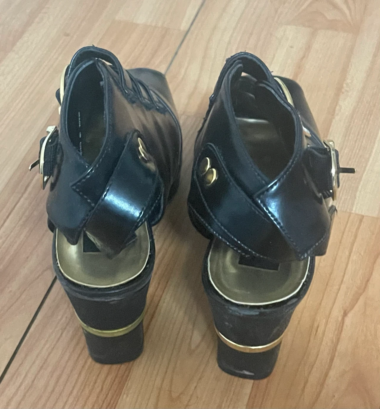 Black Peep-Toe Block Heel Sandals - photo 3