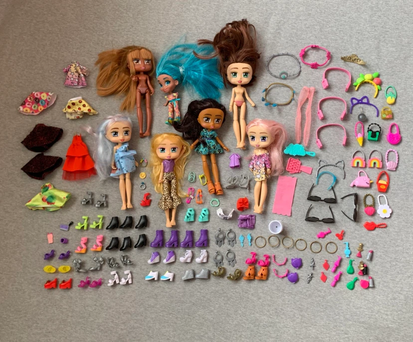 Boxy Girls Dolls and Accessories Lot