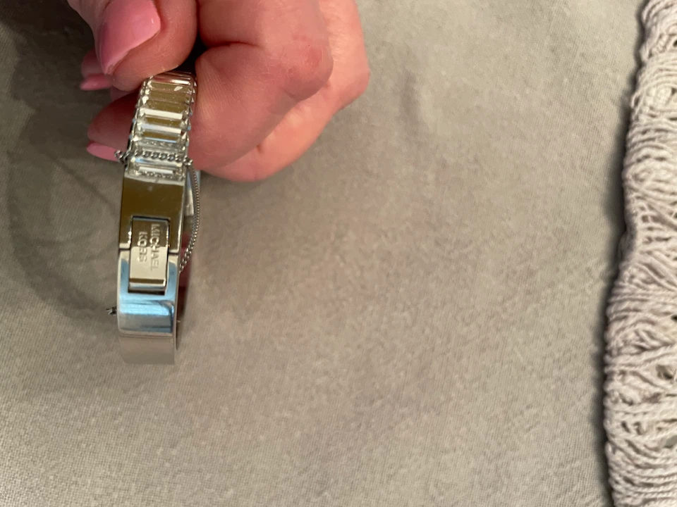 Silver-Tone Bracelet with Baguette Crystals - photo 5