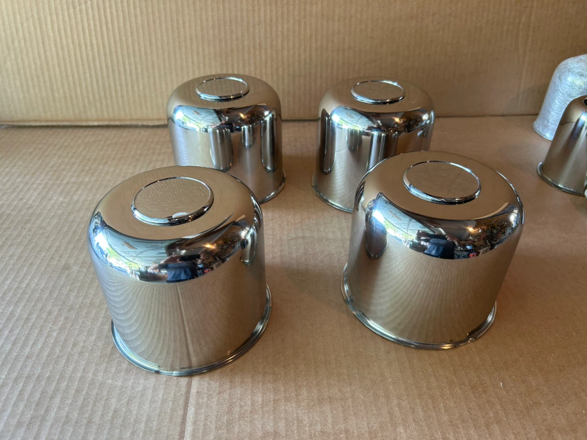 2 Sets of 4 Chrome wheel hub caps - photo 2