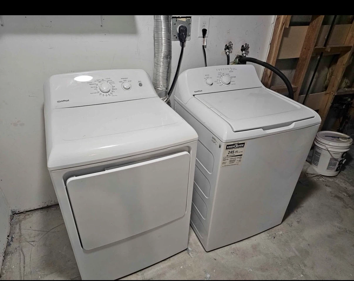 Moffat Washer and Dryer Set