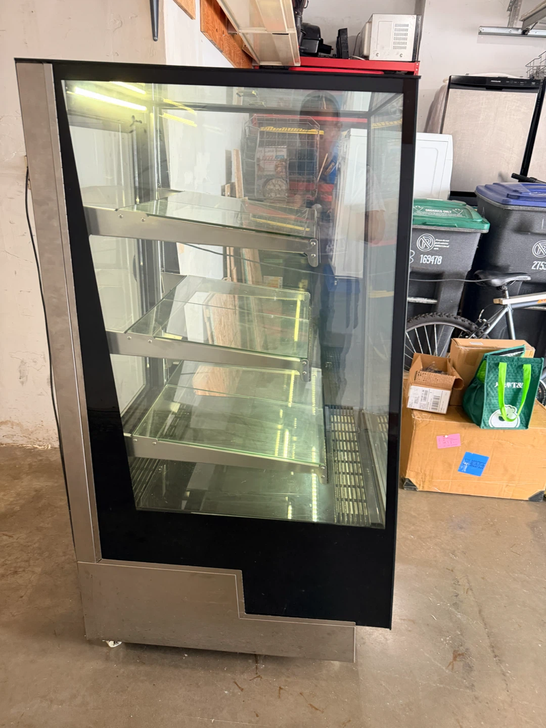 Commercial Display Fridge - photo 3