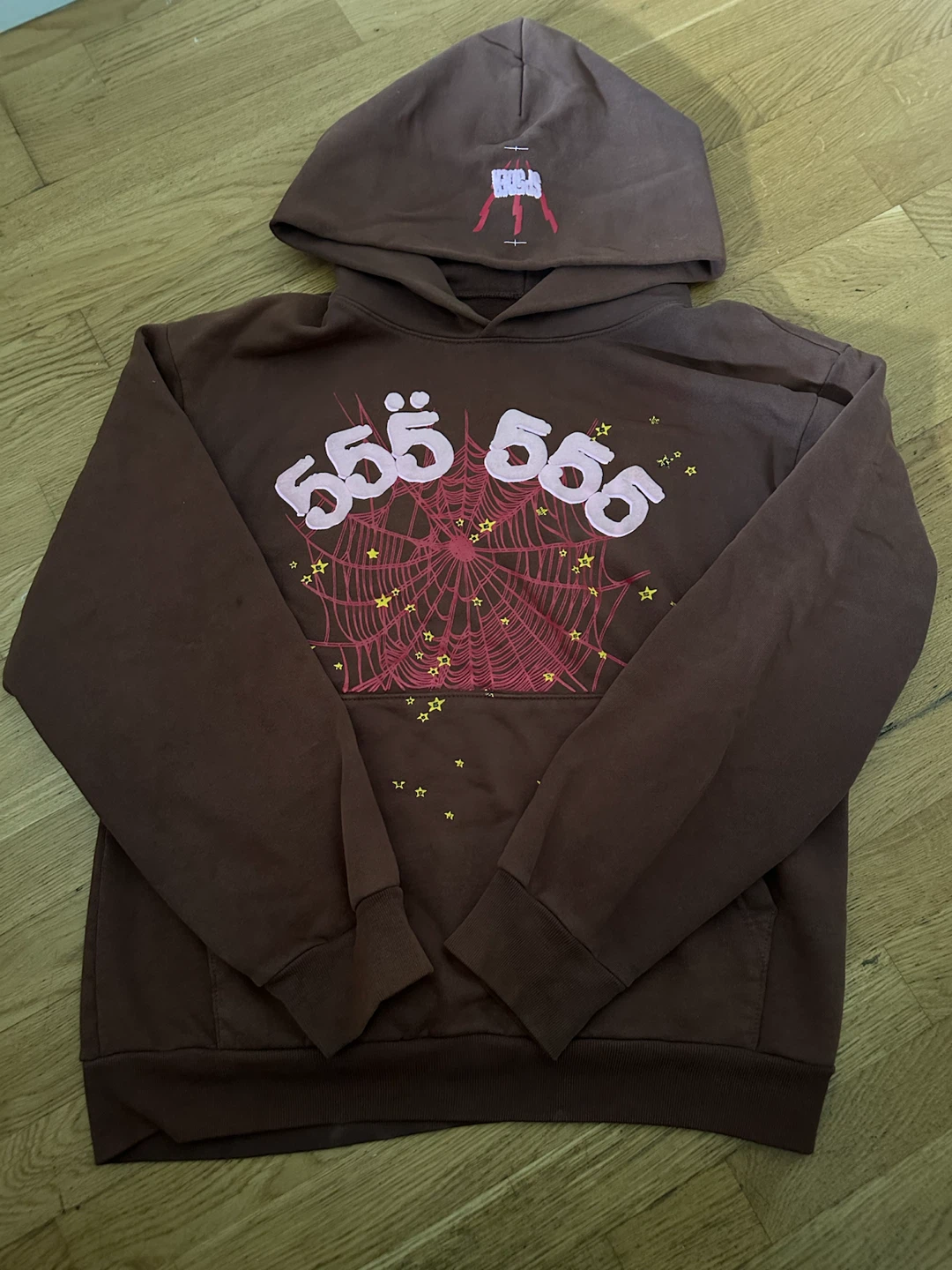 Brown Graphic Hoodie with Spiderweb and Stars - Medium