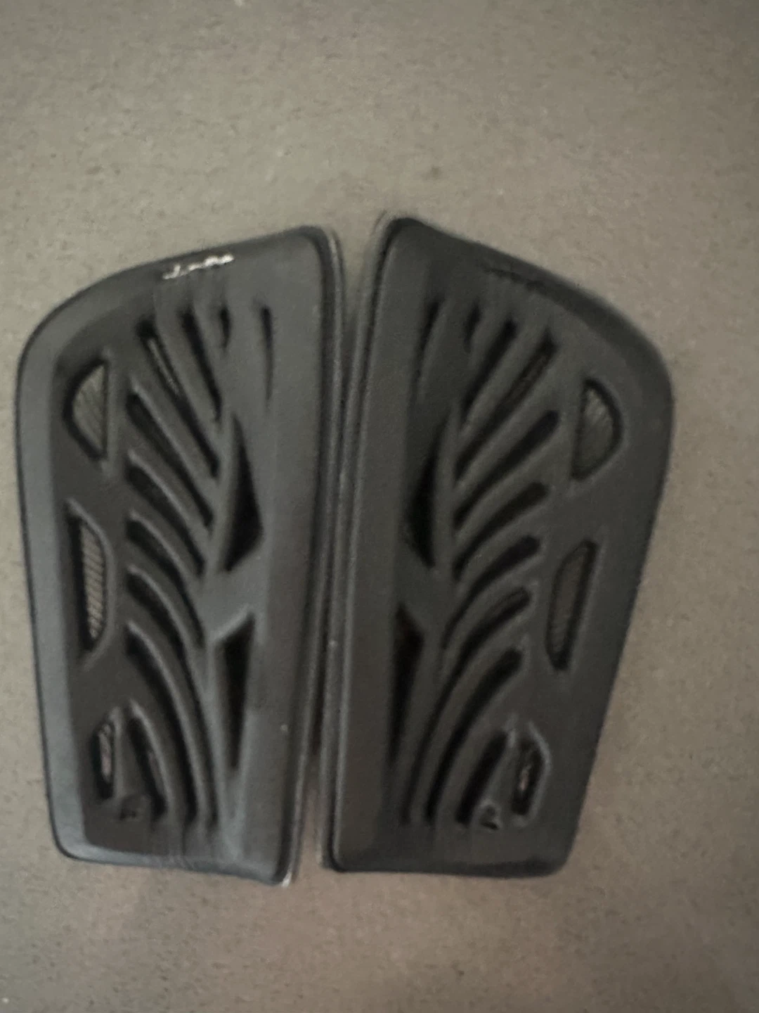 Adidas Shin Guards - photo 3