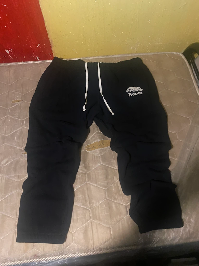 Roots Sweatpants - Black