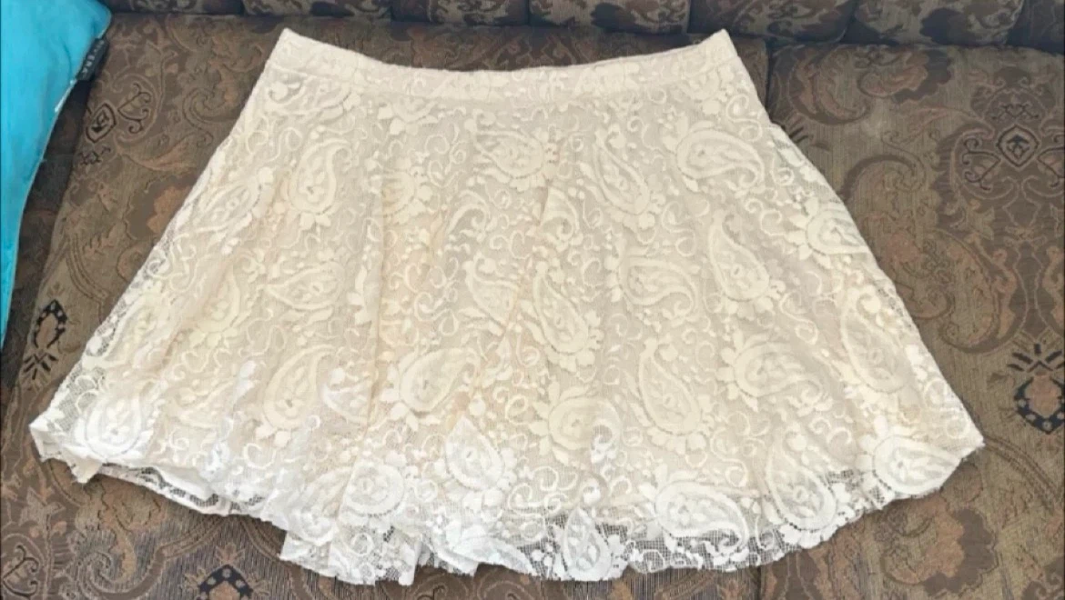 Cream Lace Skirt
