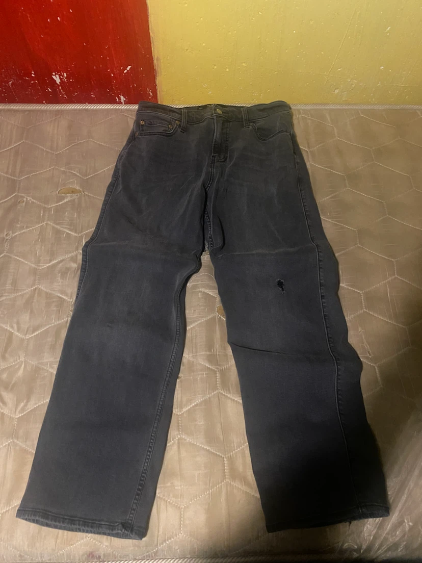 Hollister California Crop Loose Jeans W30 L30