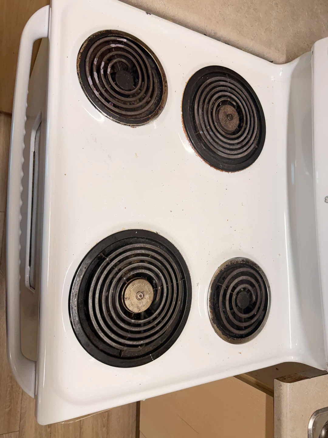 GE Electric Stove with Oven - photo 2