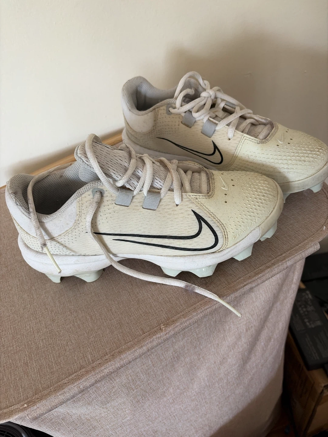 Nike Softball Cleats - photo 2