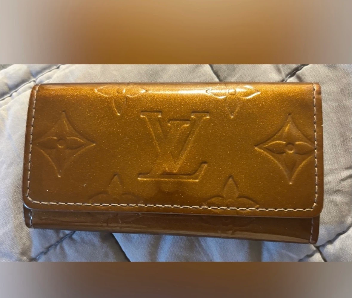 Louis Vuitton Monogram Vernis 6 Key Holder