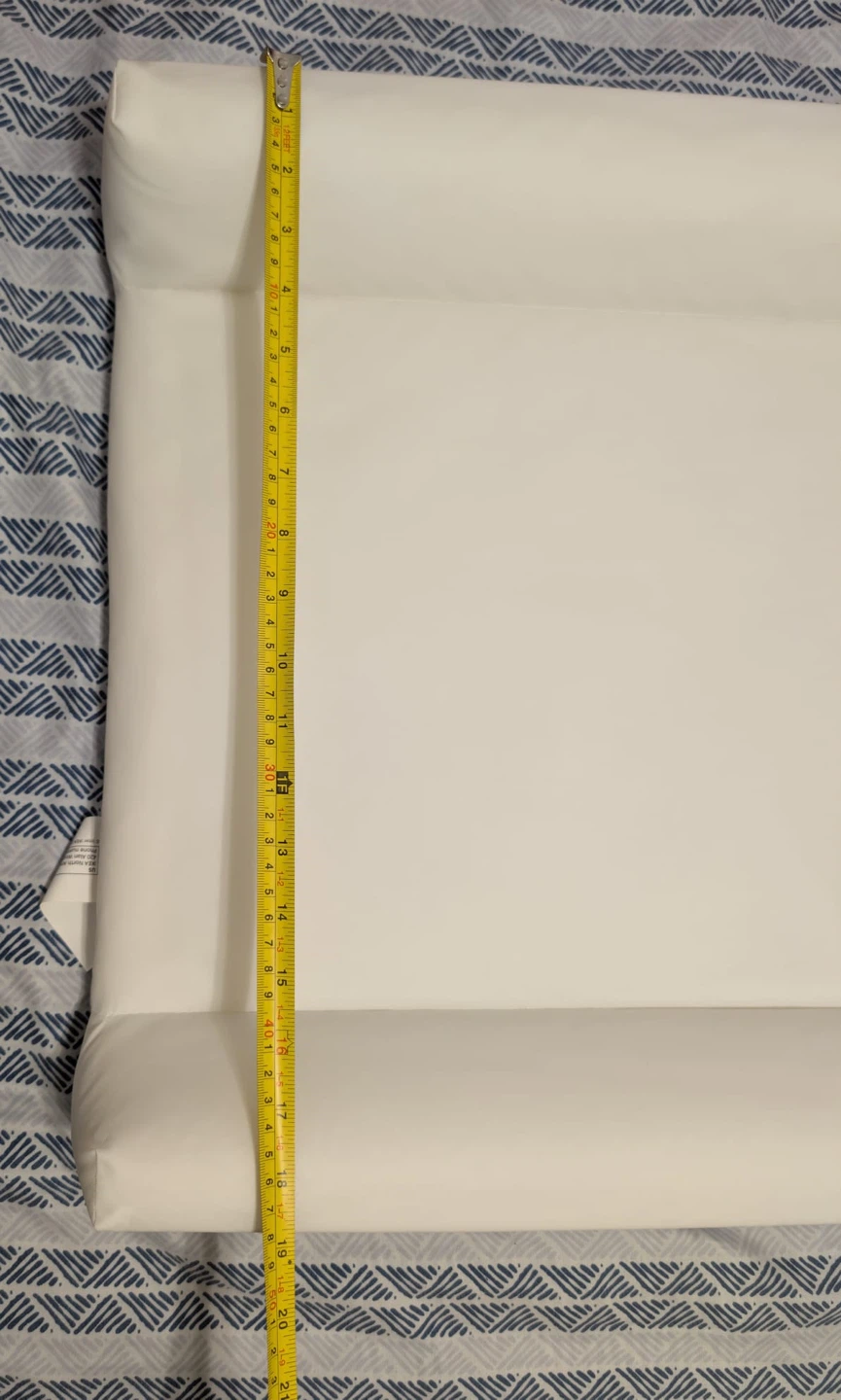White Changing Pad with Raised Sides - photo 3