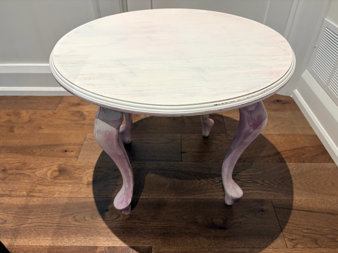 Round Accent Side Table with Ornate Legs - photo 2
