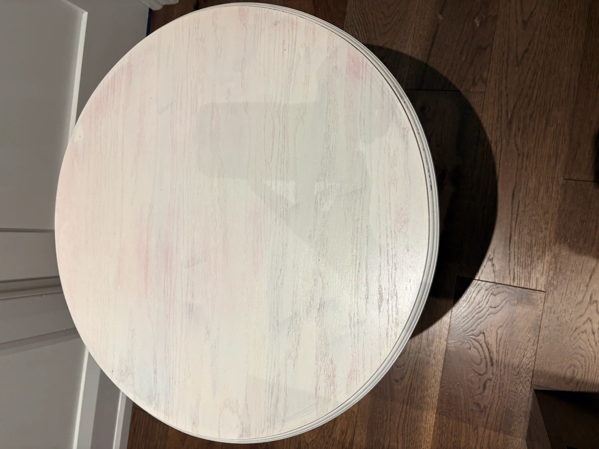 Round Accent Side Table with Ornate Legs - photo 5