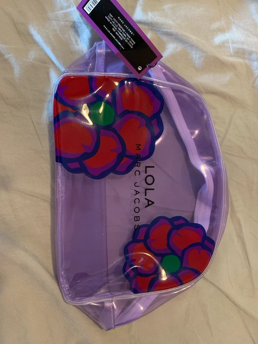 Makeup bag