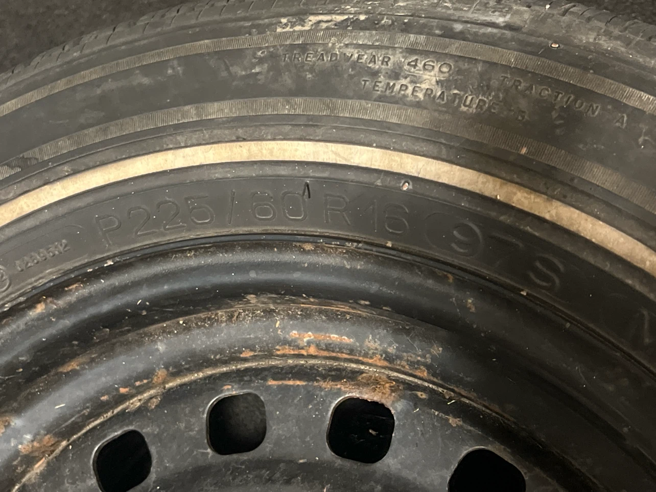 Michelin Tire - P225/60R16