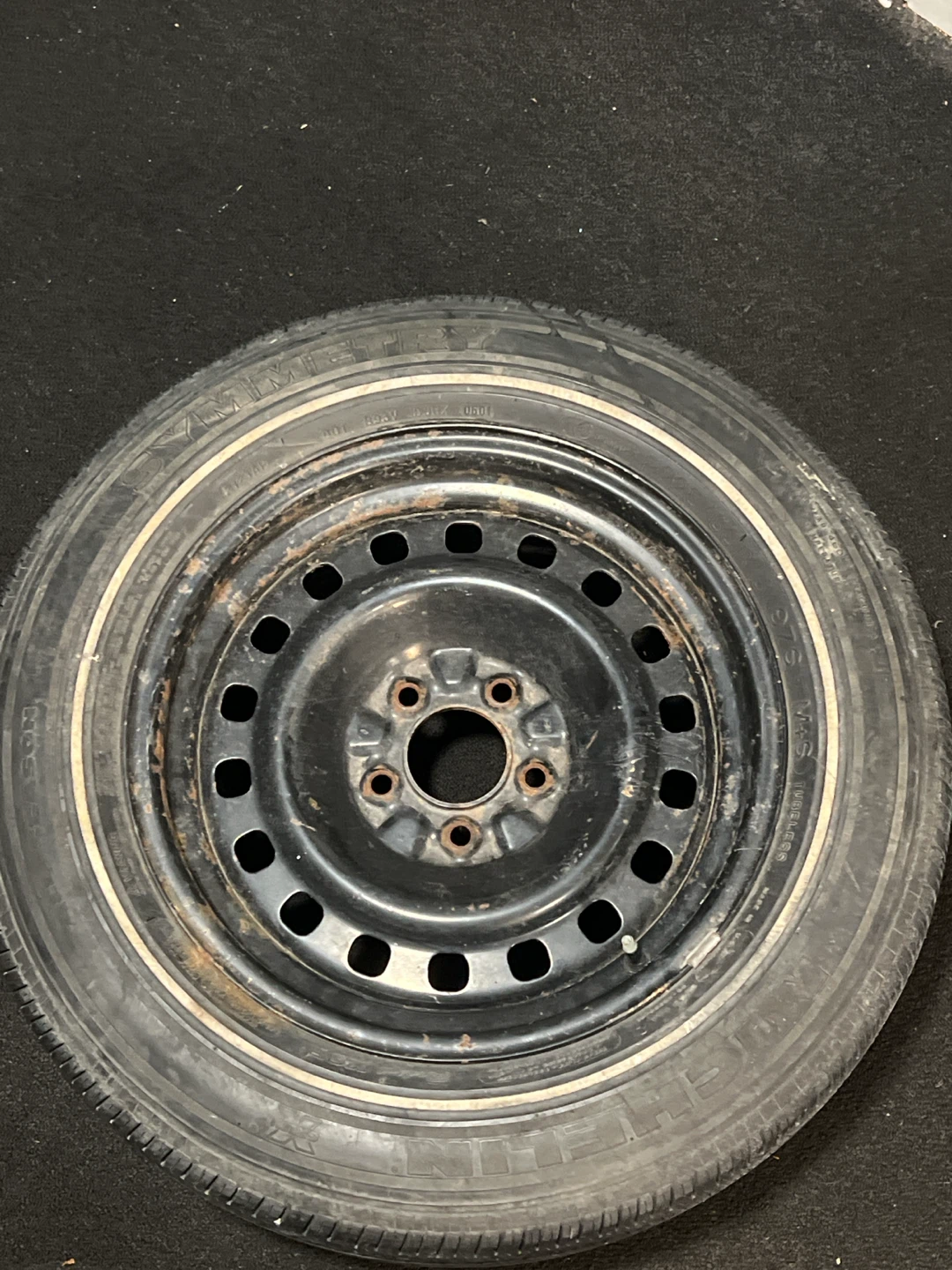Michelin Tire - P225/60R16 - photo 2
