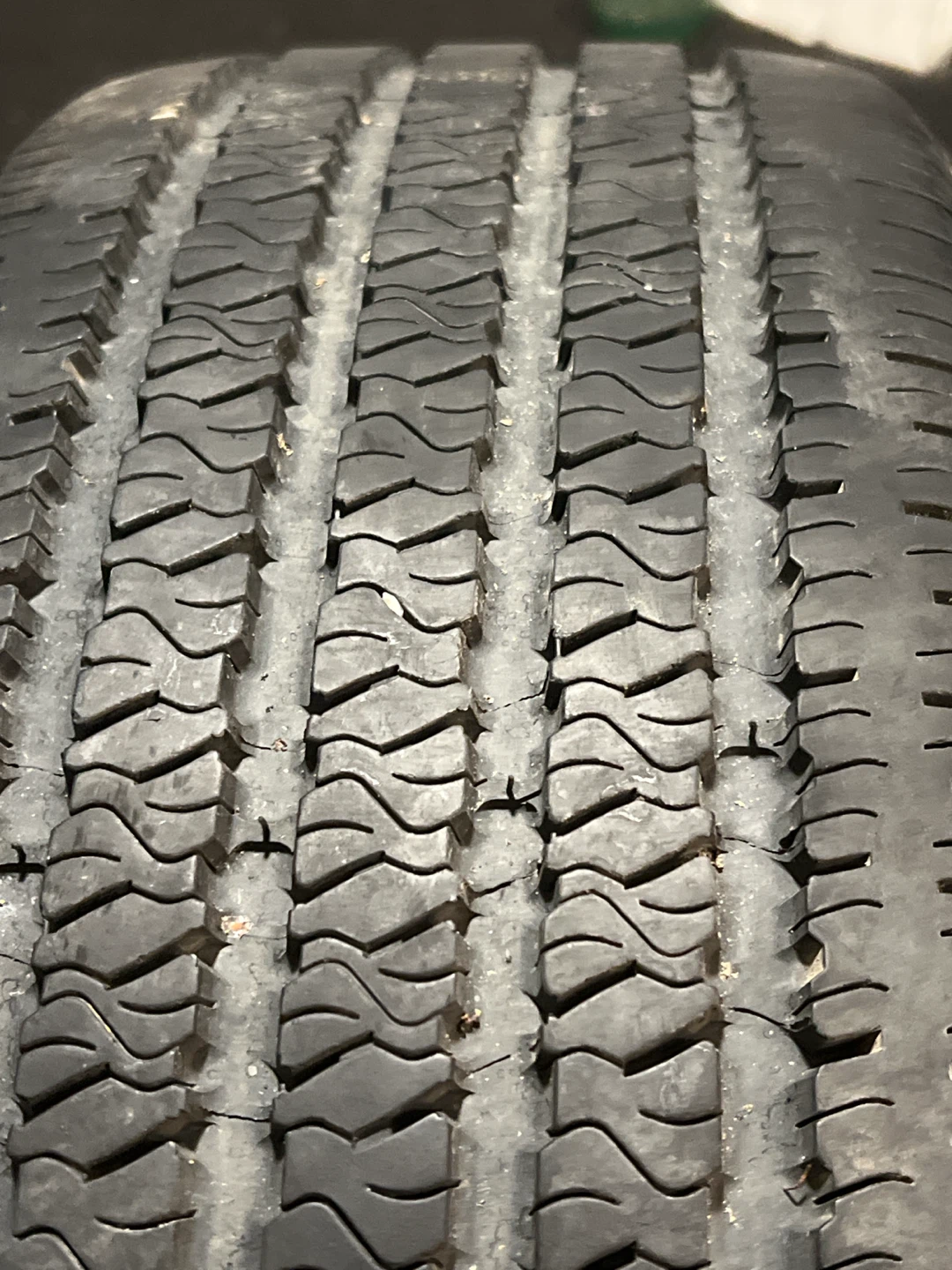 Michelin Tire - P225/60R16 - photo 3