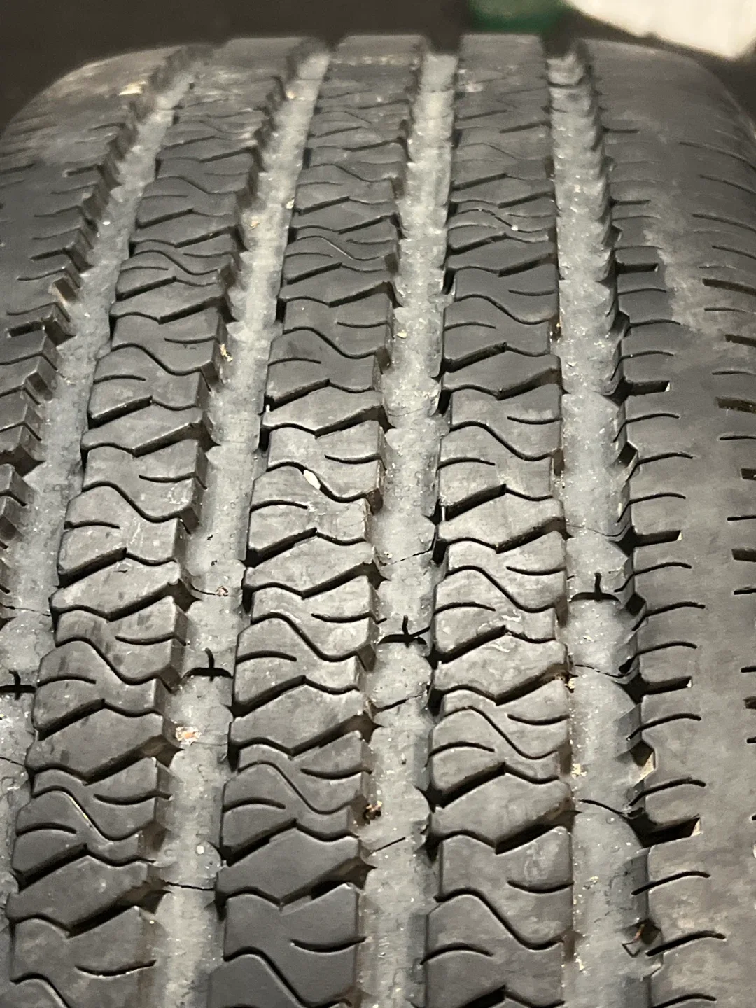 Michelin Tire - P225/60R16 - photo 3