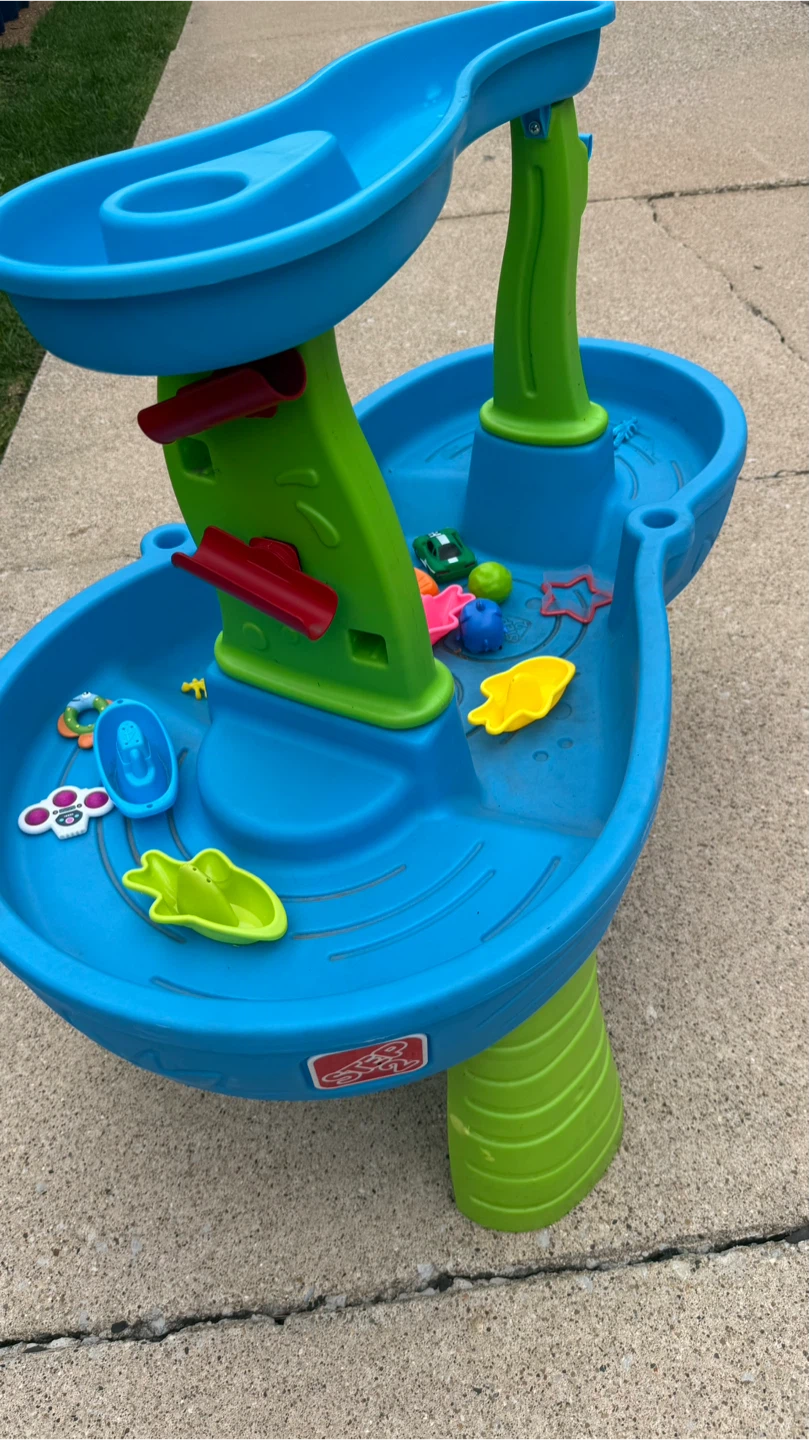 Step2 Water Play Table with Accessories check more pictures - photo 3