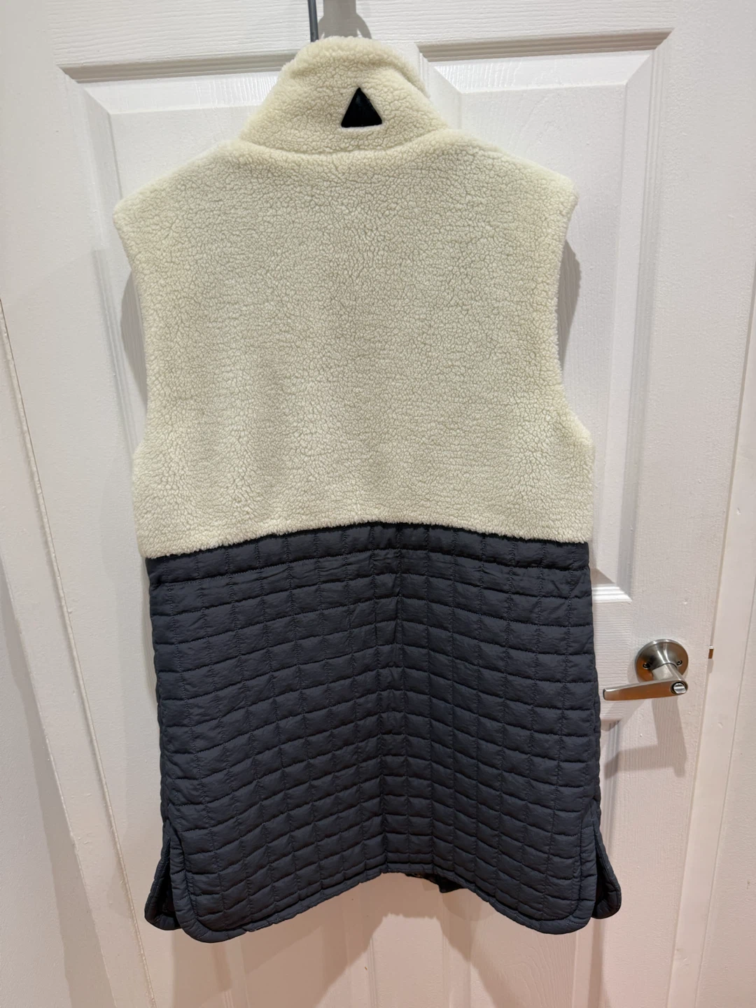 Two-Tone Vest - Size 36 - photo 2