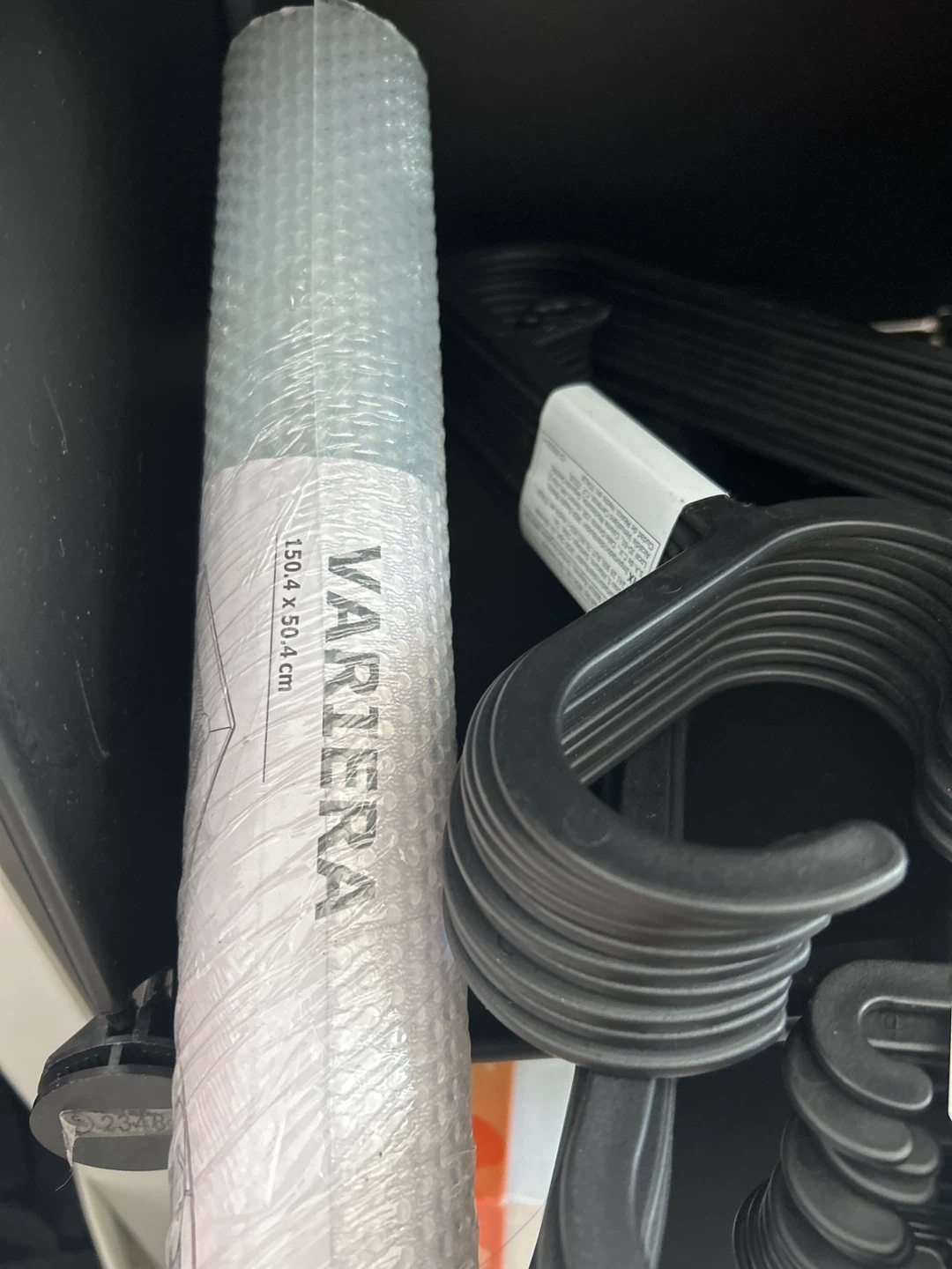 20 hangers and IKEA Variera Drawer Liner Mat 150.4 x 50.4 cm - photo 3
