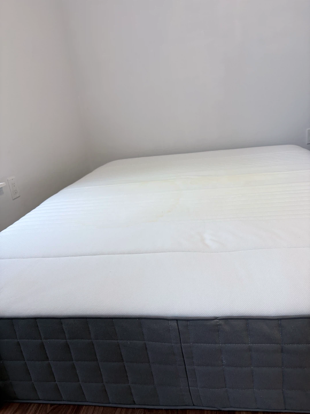 IKEA HÖVÅG Queen Pocket Spring Mattress