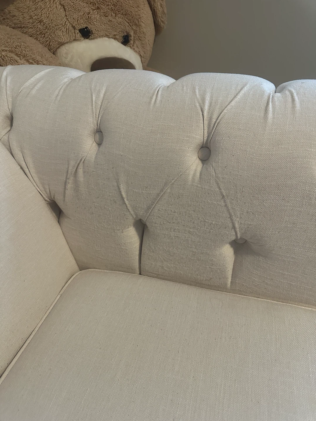 Tufted Chesterfield Sofa - Cream Upholstery - photo 2