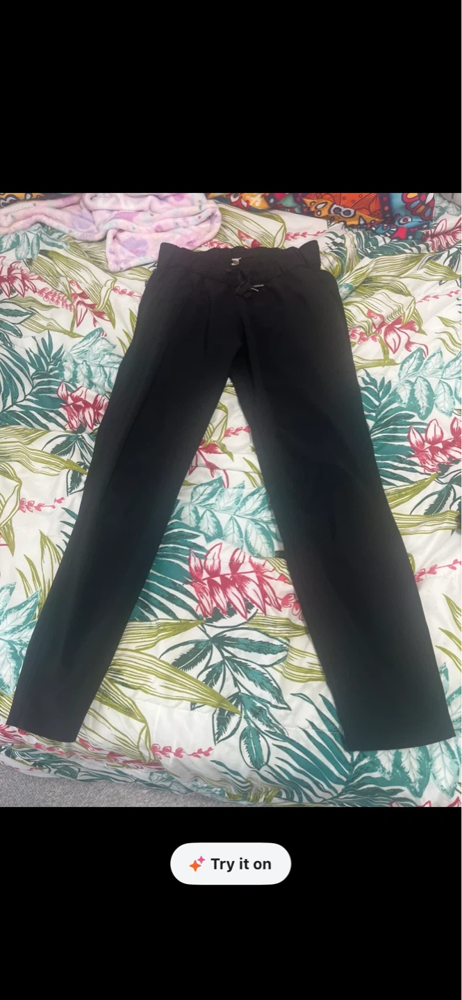 Lululemon Black Pants Size 4 - photo 2