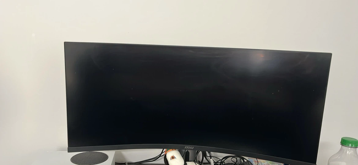 Xbox series S 1Tb 2 remotes and monitor - photo 2