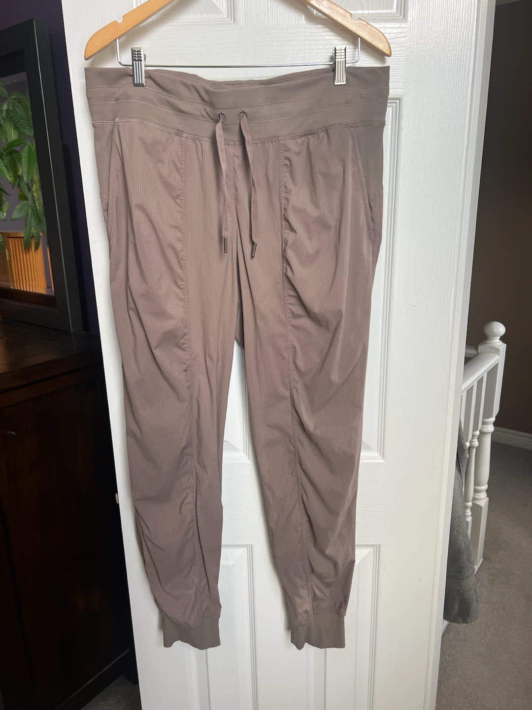 Size 12 lulu dance studio pants