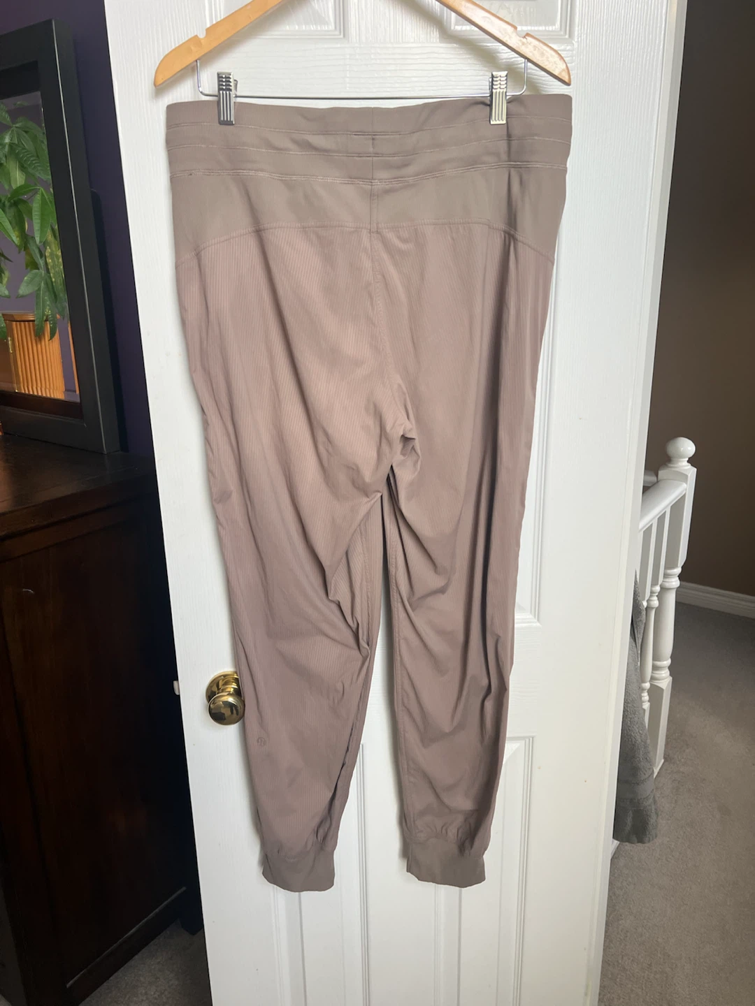 Size 12 lulu dance studio pants - photo 2