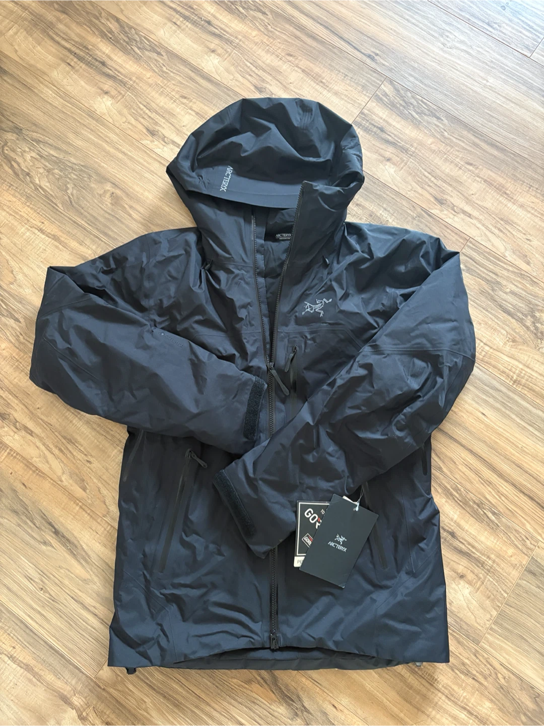 Brand new Arcteryx insulated beta jacket - photo 2