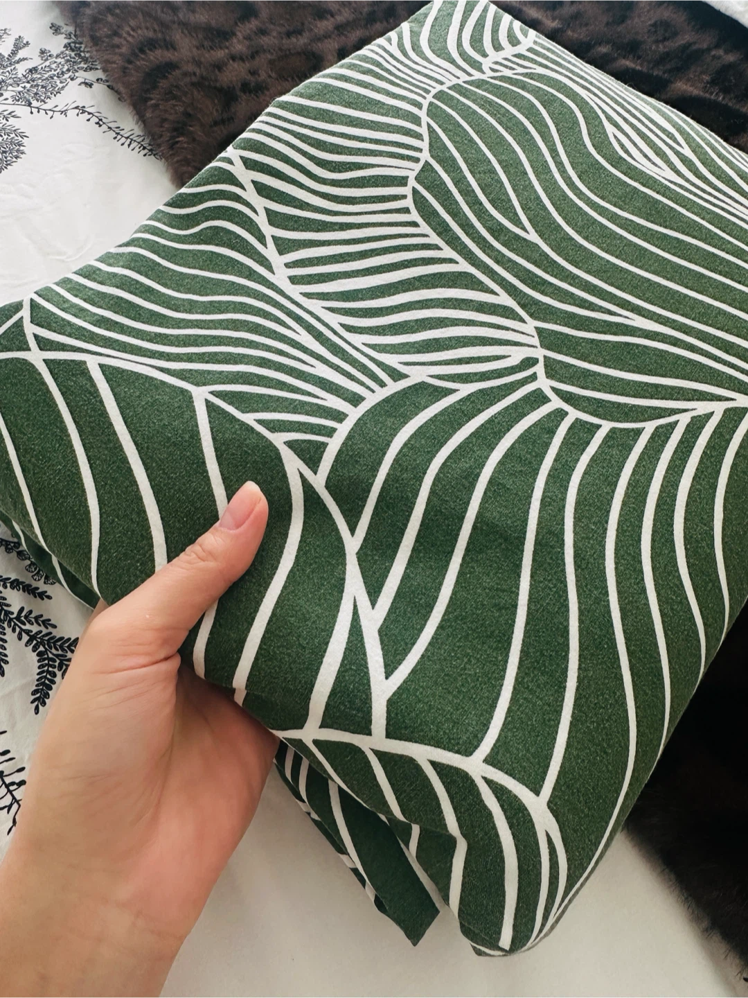 Ikea SVAMPMAL duvet cover and pillow case set. - photo 4