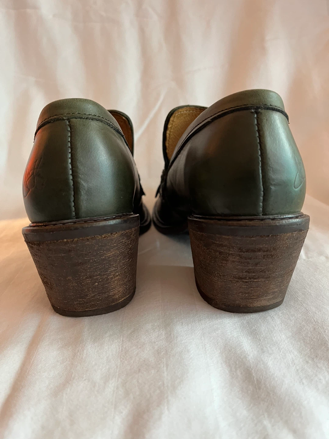 John Fluevog Green Tassel Kiltie Loafers - Size 7W - photo 4
