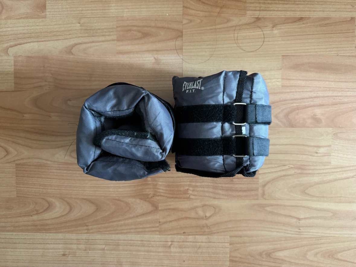 Everlast Adjustable Ankle and Wrist Weights