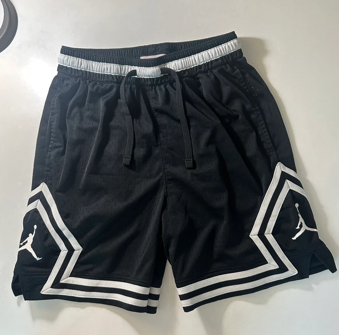 Jordan Basketball Shorts size L