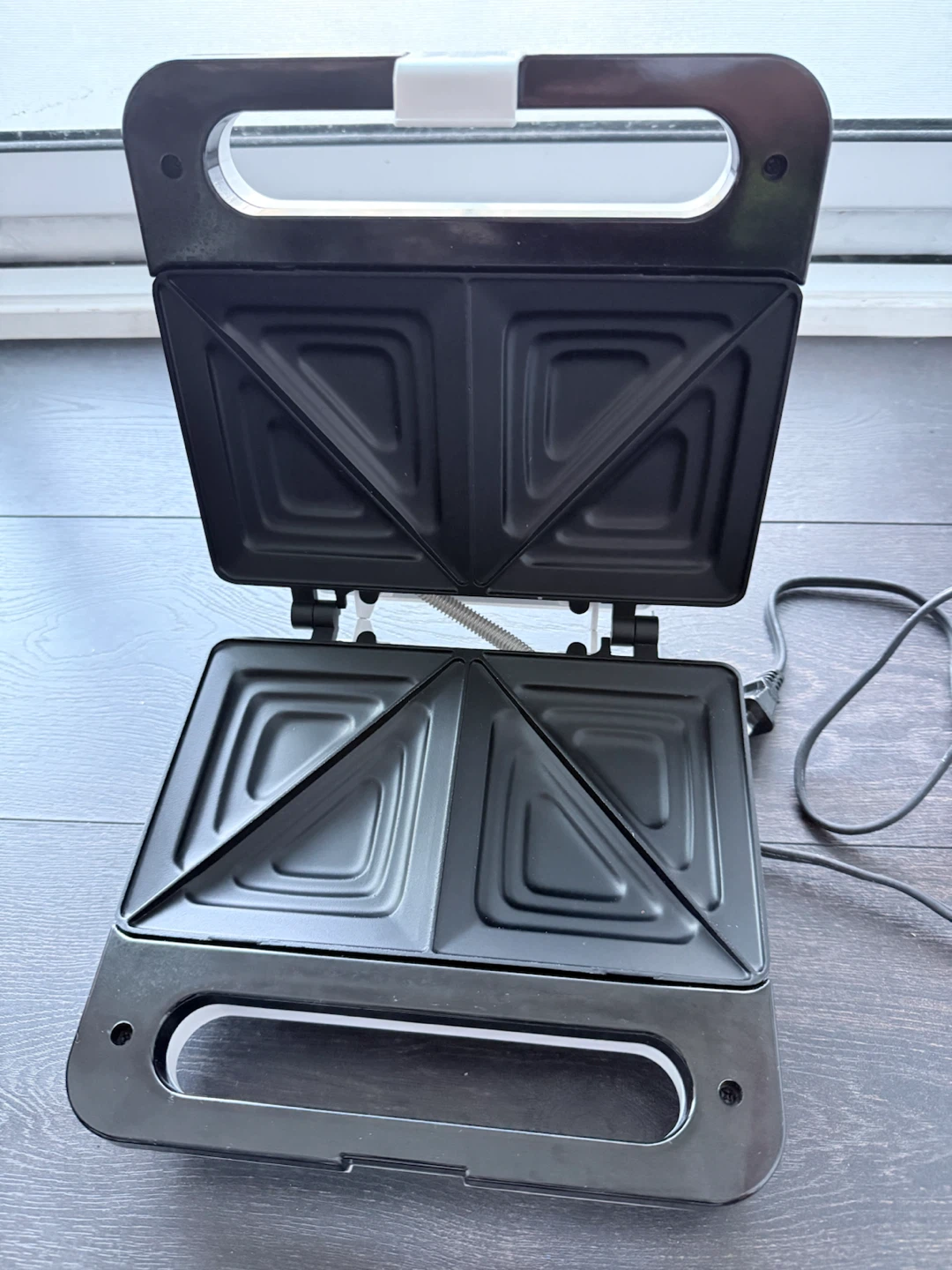 Salton Snack n' Sandwich Maker - photo 2