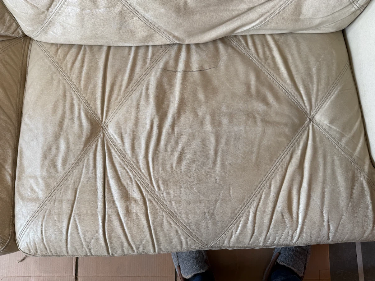 Pair of beige leather sofas - photo 3