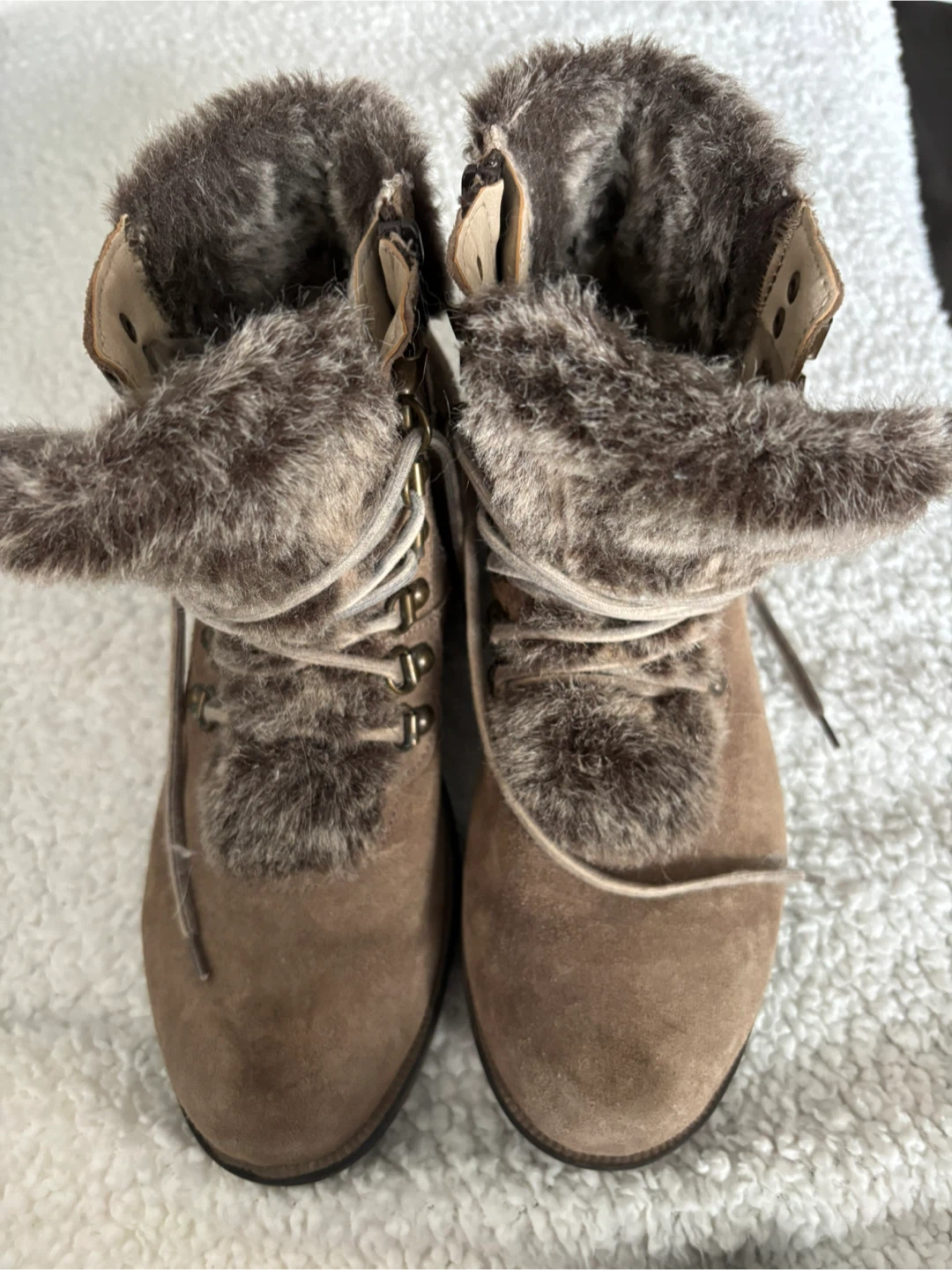 Women's Tan Suede Fur Lined Winter Boots