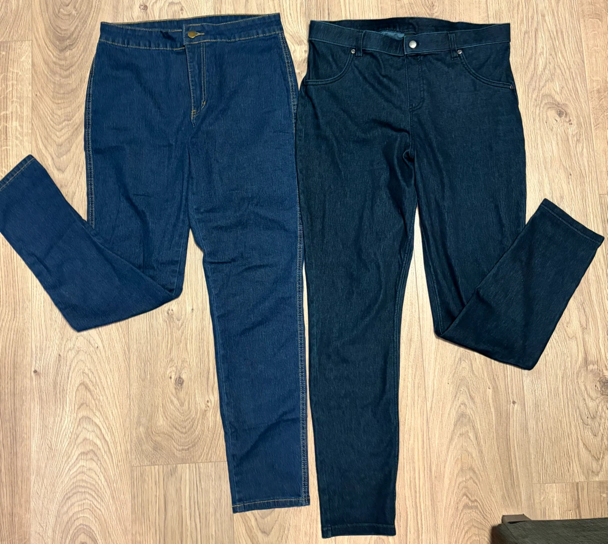 8 Assorted Large and XL Clothing - photo 5